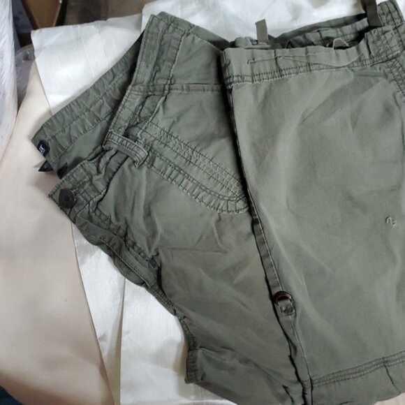 A.n.a. Army Green Cargo Pants Size 16 - Picture 5 of 7